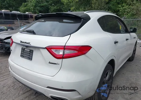 2017 Maserati Levante z USA, uszkodzony, nr VIN ZN661XUSXHX254425